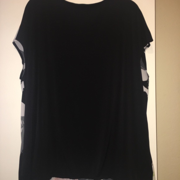 ♦️LN♦️Worthington Woman Blouse - Picture 2 of 3